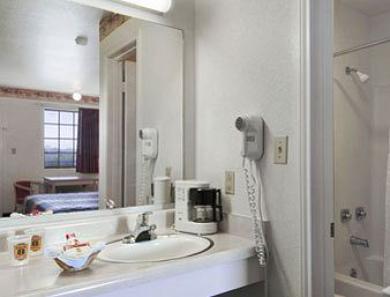 Hotel Super 8 By Wyndham Fredericksburg